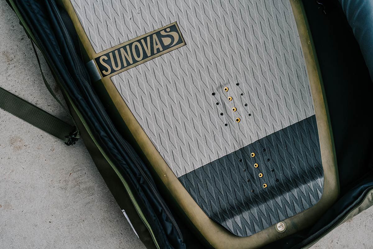 LF Supply Ultimate Foilboard Travel Bag 5'4 (Wheely)