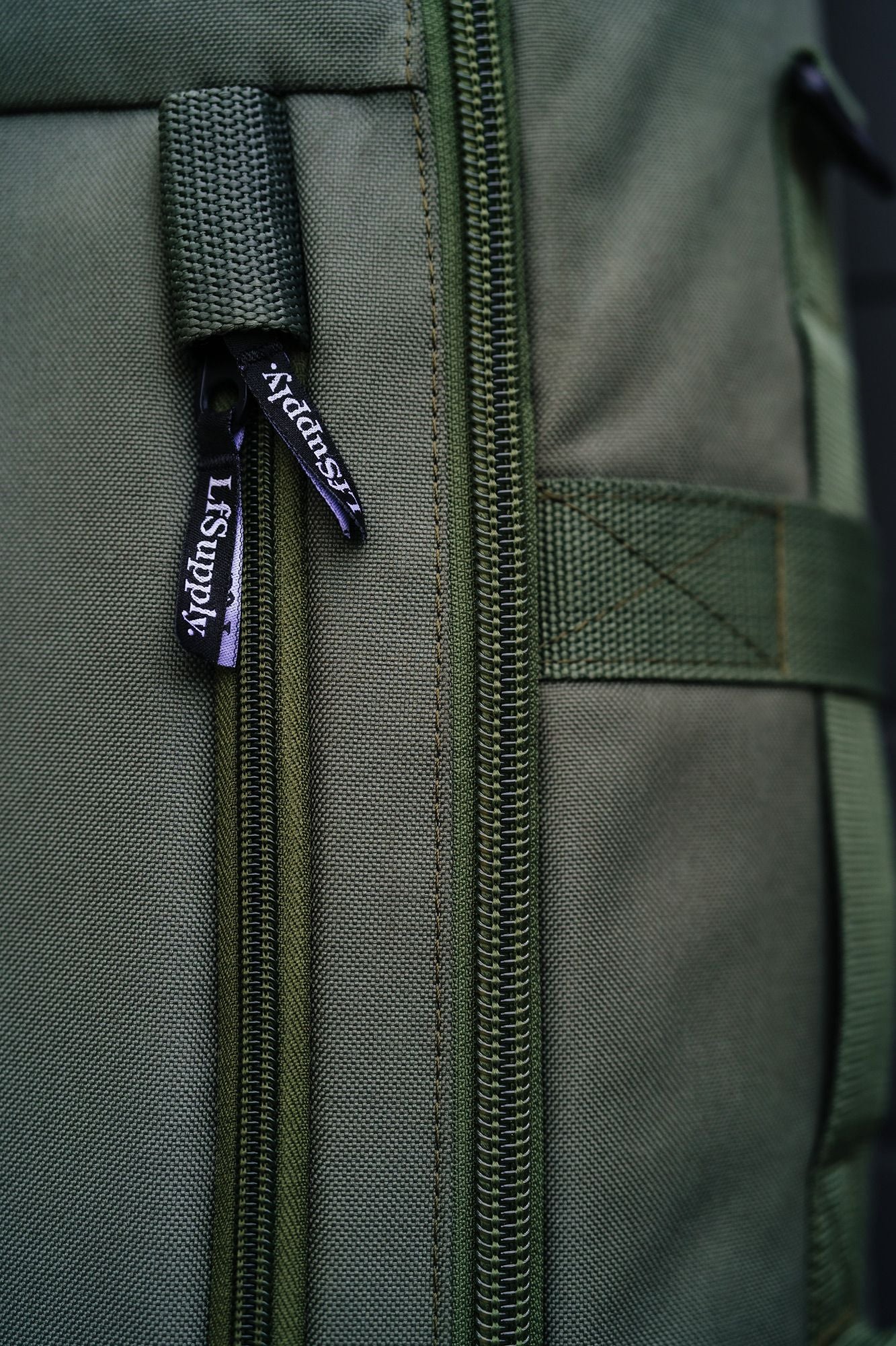 LF Supply Ultimate DW Travel Bag Wheelie